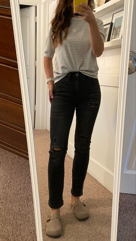 Casual Outfits Work Jeans, Black Leggings And Birkenstocks Outfit, Taupe Flats Outfit, All Black Mom Outfit, Leggings And Birkenstock Clogs, Black And White Striped Tee Outfit, Black Jean Work Outfit, Taupe Clogs Outfit, Black Clog Outfit