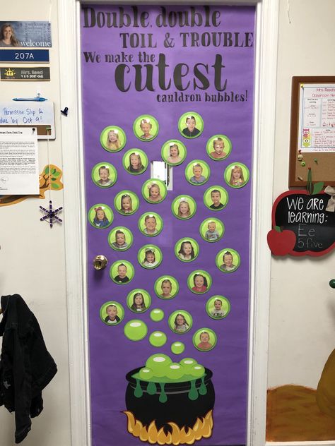 Kindergarten Halloween Door Decorations, Halloween Fall Door Decorations Classroom, Classroom Halloween Themes, Classroom Doors For Halloween, Halloween Board Preschool, Halloween Daycare Bulletin Boards, Halloween Classroom Theme Ideas, Infant Halloween Classroom Door, Halloween Door Decor Classroom