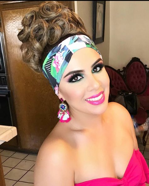 Havana Nights Hairstyle Updo, Cuban Makeup Havana, Havana Nights Makeup Look, Havana Makeup Look, Havana Nights Makeup, Havana Nights Theme, Night Hairstyles, Party Hardy, Havana Nights