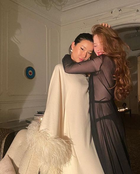 mary jordan (@aprilbloom16) • Instagram photos and videos Lesbian Engagement Party, Lesbian Bachelorette, Wlw Wedding, Wlw Aesthetic, Lesbian Engagement, Pics Poses, Queer Women, Queer Weddings, Lesbian Fashion