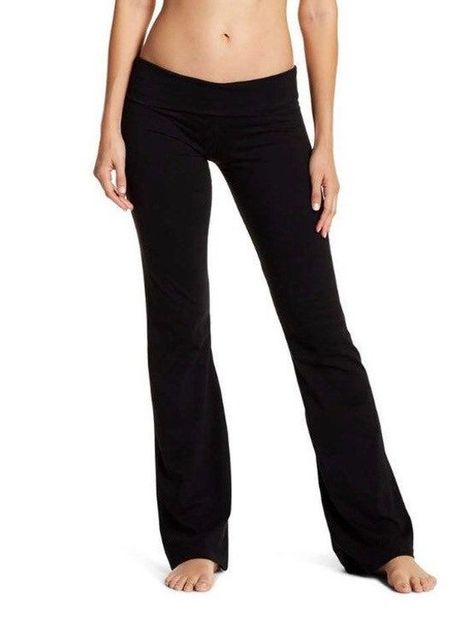 Black Yoga Pants Outfit, Comfortable Yoga Pants, Yoga Pants Flare, Pants Bootcut, Wide Leg Leggings, Low Rise Leggings, Flare Yoga Pants, Leggings Fitness, Fitness Pants