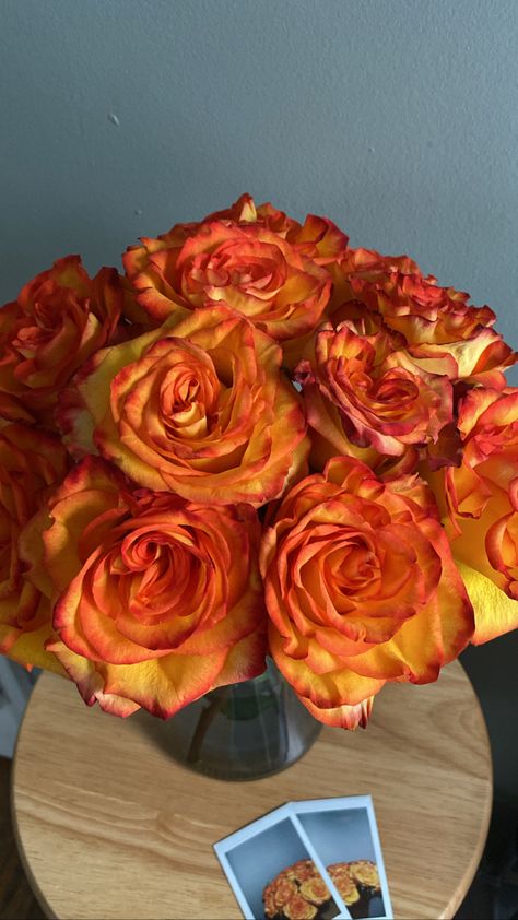 orange ombre roses in a vase with two polaroid photos of the roses laying on a wooden stool Polaroid Pics, Roses Orange, Orange Ombre, Polaroid Pictures, Beautiful Bouquet Of Flowers, Orange Roses, Beautiful Bouquet, Yellow Roses, Love Flowers