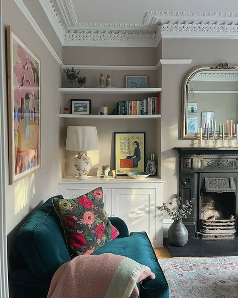 Farrow & Ball (@farrowandball) • Instagram photos and videos Terrace House Living Room, Edwardian Living Room, 1930s Living Room, Living Room Victorian, Farrow And Ball Living Room, Elephants Breath, Chambre Inspo, Victorian Living Room, Edwardian House