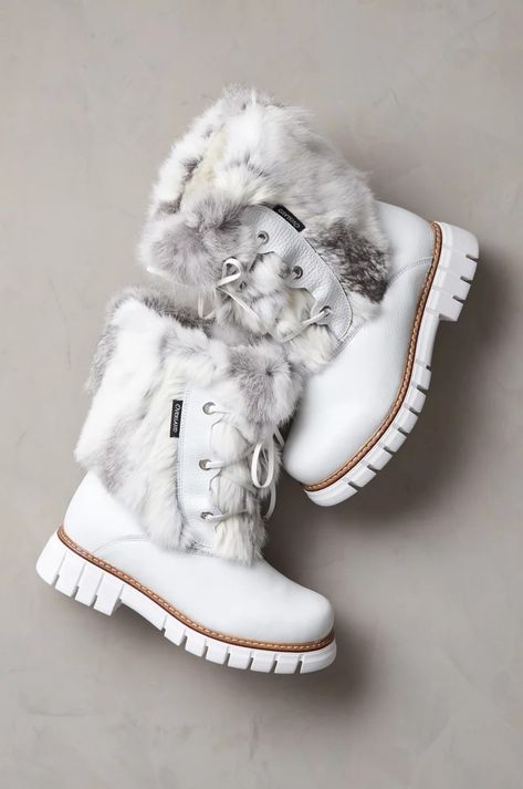 Warm Boots Women Winter, Winter Wedding Boots, White Winter Boots, Italian Leather Boots, Boots With Fur, Laced Boots, Plush Rabbit, Glamour Vintage, Cute Boots