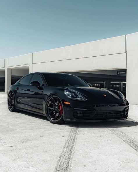 Porche Panamera Gts Black, Porche Panamera Aesthetic, Black Porche Car, Black Panamera, Porsche Panamera Wallpapers, Porsche Panamera Aesthetic, Porsche Panamera Black, Porsche Electric Car, Panamera Porsche