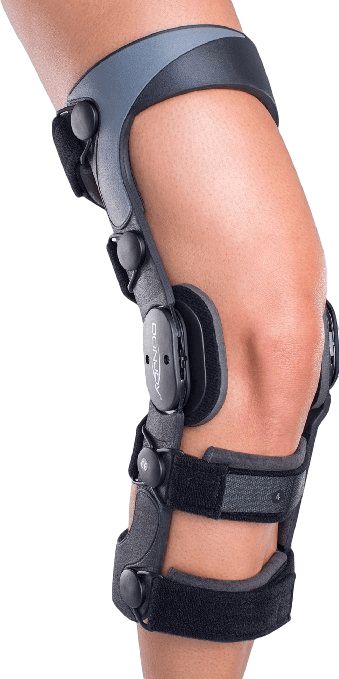 One of the worst injuries suffered in sports is a torn ACL. Recovery requires physical therapy, and there is a very real chance of developing arthritis in the joint, especially if you don’t exercise properly. Various wraps for legs can help with healing and pain, but finding the right brace remedies a lot of issues as you get back to your best. Here are some products to consider in order to keep performing as your knee starts to heal. #KneeBraces #Remedy #Tips Acl Knee Brace, Acl Brace, Acl Knee, Acl Recovery, Hinged Knee Brace, Knee Ligaments, Knee Support Braces, Elbow Braces, Acl Tear