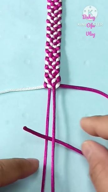 Braided Macrame Bracelet, Bracelet Braiding, Square Knot Bracelets, Paracord Bracelet Patterns, Diy Bracelets With String, Friendship Bracelets Easy, Diy Friendship Bracelets Tutorial, Paracord Bracelet Diy, Braided Bracelet Diy