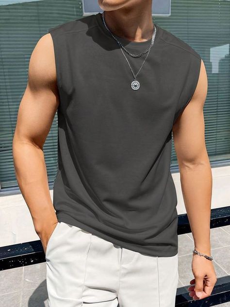 Singlet Outfit Men, Fitness Outfit Men, Mens Tank Top Outfits, Men Tank Top Outfit, Tank Top Outfits Men, Boys Aesthetic Outfits, Urban Clothes, Solid Tank Tops, Tank Top Outfits