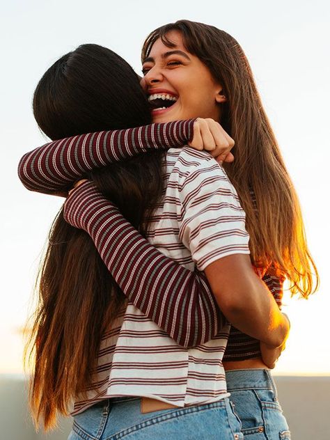 Bff Photography, Sisters Photoshoot Poses, Sister Photography, Sister Poses, Bff Poses, Sisters Photoshoot, Best Friend Poses, Bff Photoshoot Poses, Best Friend Photoshoot