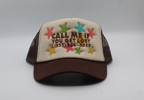 Custom otto high brim trucker hat (call me if you get lost) embroidered 🪡 Mens Trucker Hats Vintage, Unique Baseball Caps, Trucker Cap Design, Trucker Hat Outfit, Awesome Shirt Designs, Custom Fitted Hats, Streetwear Hats, Dope Hats, Funky Hats