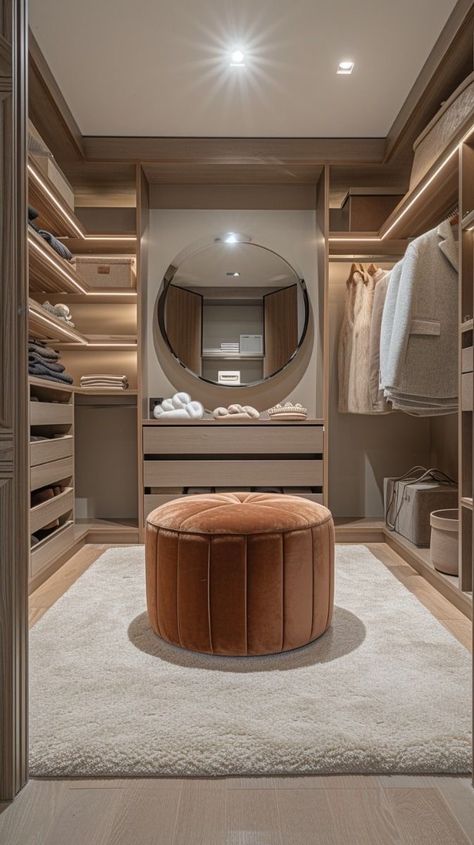 Walk In Closet Apartment, Luxury Closet Designs Master Suite, Closet Dressing Table, Master Dressing Room, Closet Minimalista, Walkin Closets Design, Stylish Living Room Ideas, Walk In Closet Inspiration, Chic Closet