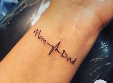 Mom And Dad Tattoo For Daughter, Mom Dad Tattoo Design Small, Tattoo For Mom And Dad, Mom And Dad Tattoos, Mom And Dad Tattoo, Mum And Dad Tattoos, Tattoos To Honor Mom, Mom Dad Tattoo, Wrist Tattoos Girls