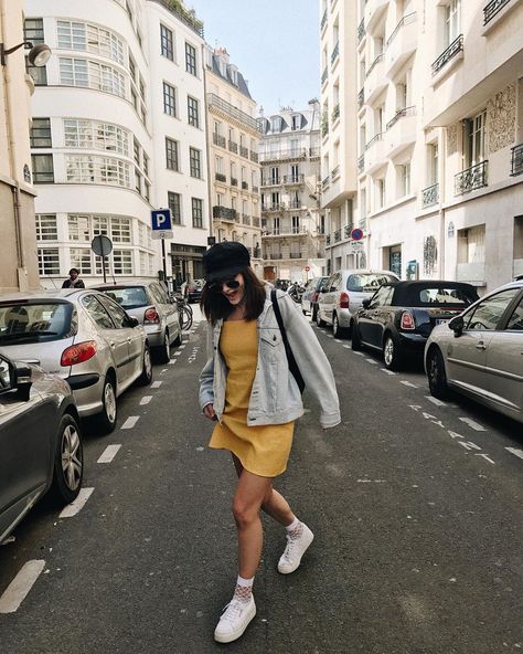 denim jacket and yellow dress look First Day Of School Outfits, First Day Back To School, Going To College, First Day Of School Outfit, Try Harder, Spring Style, Teen Fashion Outfits, First Day Of School, School Outfits