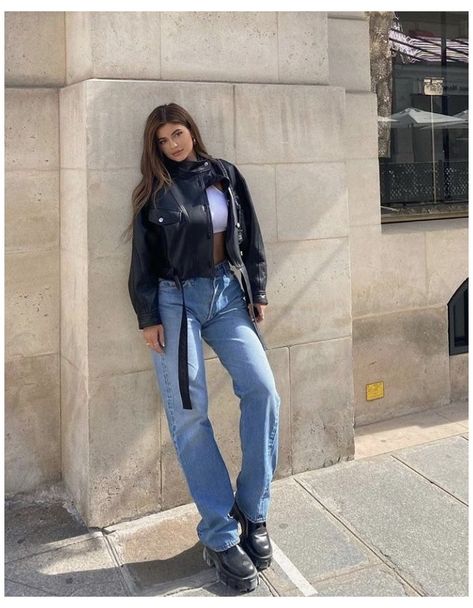 Kylie Jenner Outfits Street Styles, Kylie Jenner Casual, Kylie Jenner Outfits Casual, Kylie Jenner Street Style, Ropa Kylie Jenner, Stile Kylie Jenner, Kylie Jenner Gif, Stile Kendall Jenner, Estilo Jenner