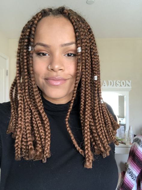 Short number 30 braids Number 30 Braids, Hair Color Braids, 30 Hair Color, Color Braids, Natural Protective Styles, Braiding Hair Colors, Hair Color Images, Color Numbers, Hair Pack