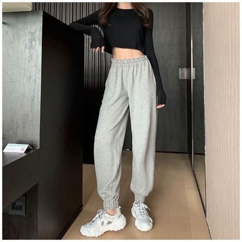 Korean Sweatpants Outfit, Korean Sweatpants, Long Sweatpants, Track Pants Outfit, High Waisted Sweatpants, Cute Sweatpants, Outfit Korean, Korean Casual Outfits, Baggy Trousers