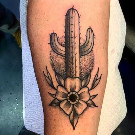 Cactus Tattoo With Skull, Cactus And Rose Tattoo, Traditional Cacti Tattoo, Cactus Sunflower Tattoo, Cactus Trad Tattoo, Neo Traditional Cactus Tattoo, Old School Cactus Tattoo, Neotraditional Western Tattoo, Cactus Tattoo With Flowers