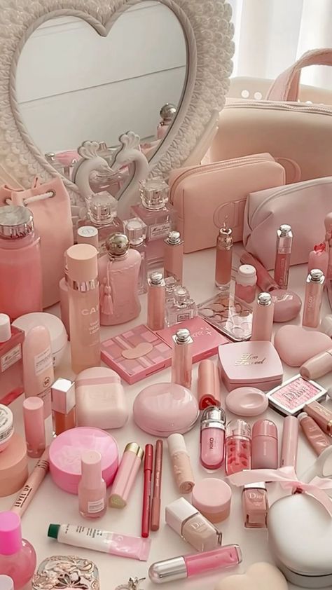 Koleksi Makeup, Makeup Beauty Room, Sephora Skin Care, Pink Lifestyle, Pretty Pink Princess, Pink Cosmetics, Fancy Makeup, Pink Girly Things, Pink Makeup