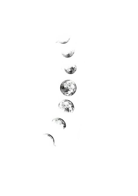 Moon Cycle Tattoo, Moon Phases Tattoo, Basic Tattoos, Petit Tattoo, Circle Tattoos, Circle Tattoo, Moon Tattoo Designs, Petite Tattoos, Stylist Tattoos