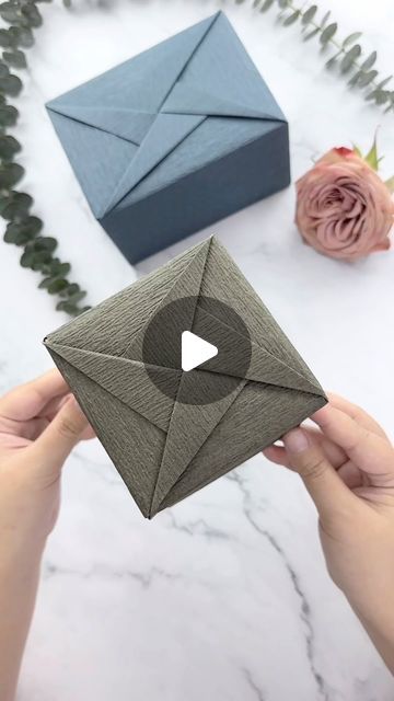 Origami Wrapping Gift, Cute Wrapping Ideas For Small Gifts, How To Gift Wrap A Watch, Gift Wrapping Ideas Small Gifts, How To Wrap A Box Gift, How To Pack Watch For Gift, How To Wrap A Watch As A Gift, Gift Wrapping Rectangular Boxes, Wrap Box Gift