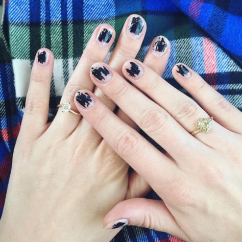 Chipped Nail Polish Aesthetic, Black Nail Polish Aesthetic, Nail Polish Aesthetic, Polish Aesthetic, Chipped Nail Polish, Shellac Nail Art, No Chip Nails, French Pedicure, Nude Polish