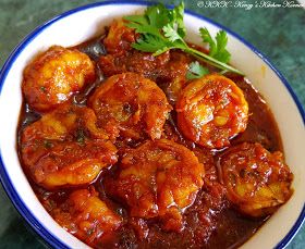 Parsi Dishes, Parsi Recipes, Prawns Recipes, Parsi Food, Goan Cuisine, Masala Khichdi, Cooking Shooking, Prawn Dishes, Prawn Curry