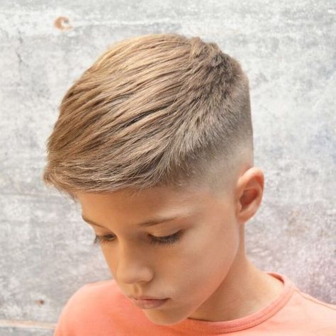 Cool 7, 8, 9, 10, 11 and 12 Year Old Boy Haircuts (2019 Guide) Boys Fade Haircut, Boys Haircut Styles, Short Hair For Boys, Boy Haircuts Short, Cool Boys Haircuts, Boy Haircuts Long, Toddler Boy Haircuts, Kadeřnické Trendy