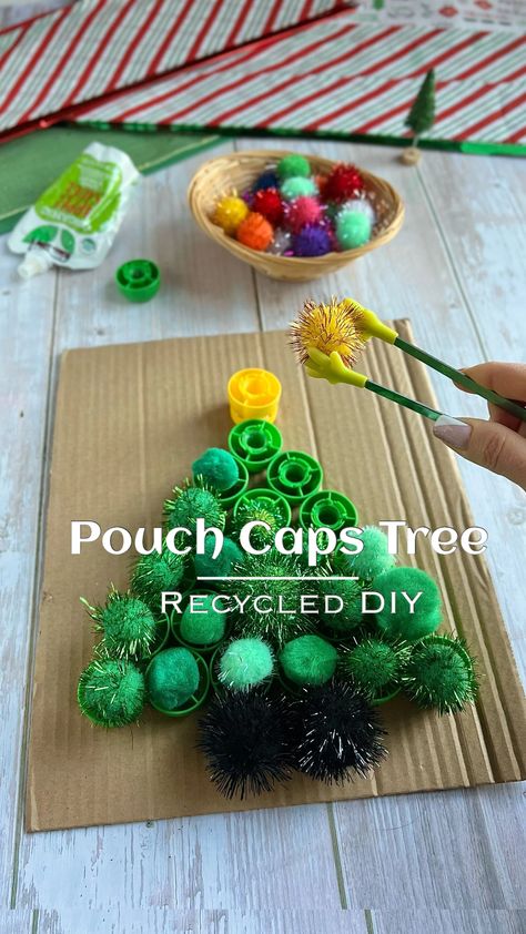 Squeeze Pouch Cap Activities, Pouch Cap Activities, Yogurt Pouch Caps Crafts, Christmas Tree Recycled, Toddler Christmas Tree, Color Sorting Activities, Craft For Preschoolers, Christmas Tree Craft, Montessori Homeschool