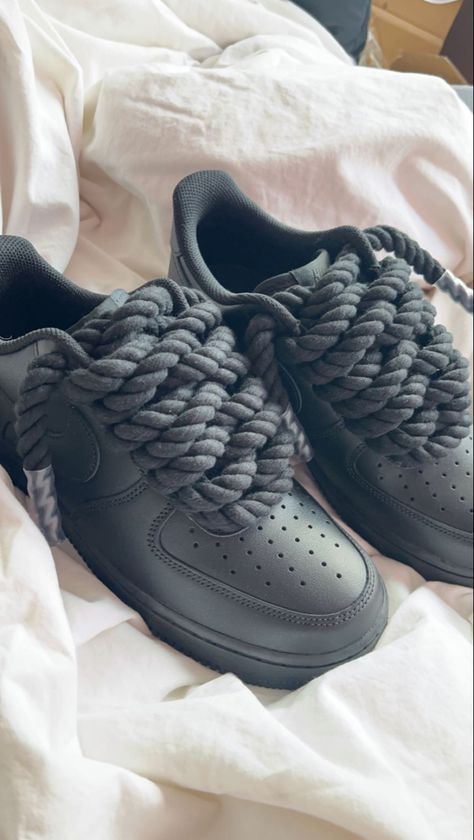 Rope Af1, Black Af1 Outfit, Airforce Aesthetic, Black Af1, Af1 Outfit, Black Air Force 1, Nike Airforce1, Custom Sneakers Diy, Outfit Nike