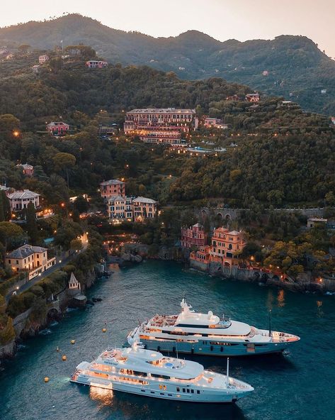 Portofino Italy, Belmond Hotels, Italy Aesthetic, Positano, Travel Inspo, Amalfi Coast, Travel Aesthetic, Yachts, Italy Travel