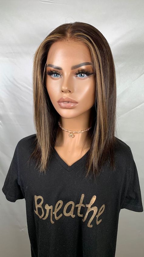 Preorder *Mia* | Medium brown hair with highlights, Highlights brown hair, Front hair styles Short Dark Brown Hair, Warm Brown Hair, Warm Highlights, Rambut Brunette, Framing Highlights, Short Hair Highlights, Brown Hair Looks, Brown Hair Inspo, Brunette Hair With Highlights