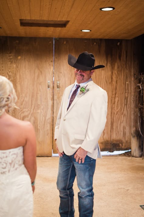 First look with the father of the bride Father Of The Bride Outfit Western, Boho Father Of The Bride Outfit, Father Of The Bride Outfit Rustic, Dads Wedding Attire Father, Western Father Of The Bride Attire, Father Of The Bride Outfit Casual, Casual Father Of The Bride Attire, Sports Coat And Jeans Wedding, Father Of Bride Attire