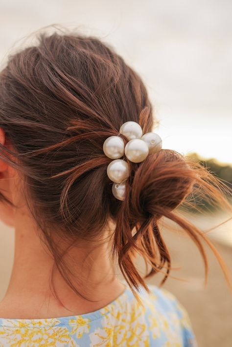 Bun With Pearl Pins, Bridal Hair Bun, Hair Bun Accessories, Pearl Ponytail, Bun Accessories, Textured Bun, Voluminous Ponytail, Bridal Hair Buns, Cat Wedding