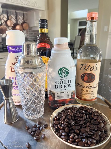 In the mood for a delicious, decadent after-dinner drink? This espresso martini recipe is fast with the shortcut of cold brew. No more waiting to brew the espresso! Espresso Martini With Cold Brew Concentrate, Espresso Martini Recipe Big Batch, Espresso Martini Sweet, Cold Brew Coffee Martini, Starbucks Cold Brew Concentrate Recipes, Espresso Martini Cold Brew, Easy Expresso Martinis, Starbucks Espresso Martini, Espresso Martini Recipe With Cold Brew