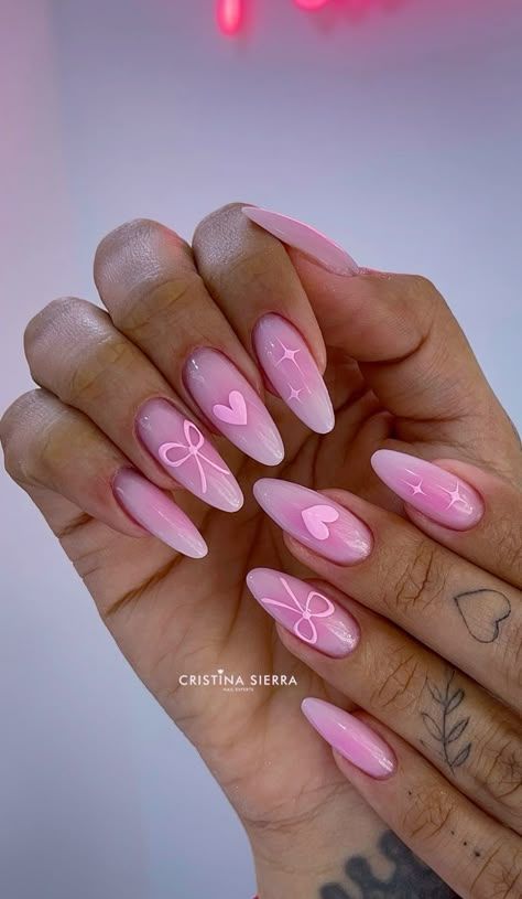 Nail Idea Coquette, Almond Pink Nails Design, Girly Pink Nails, Uñas Coquette, 21st Birthday Nails, Cute Almond Nails, Hello Nails, Square Nail Designs, Glow Nails