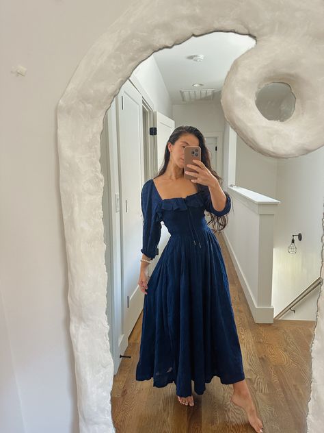 Navy blue cottage core dress, elegant feminine blue dress, outfit idea, chic style Blue Cottage Core Outfit, Blue Cottage Core Dress, Navy Blue Dress Long Sleeve, Navy Blue Dress Long, Blue Dress Long Sleeve, Long Sleeve Dress Elegant, Outfit Feminine, Cottage Core Outfit, Cottage Dress