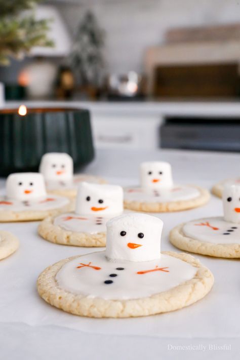 Melted Snowman Sugar Cookies - Domestically Blissful Holiday Hosting Ideas, Homemade Sugar Cookies Recipe, Snowman Cookies Recipe, Snowman Sugar Cookies, Decorate Christmas Cookies, Creative Christmas Cookies, Xmas Cookies Recipes, Domestically Blissful, Melted Snowman Cookies