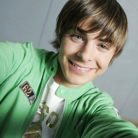 Zac Efron Selfie, Troy Bolton, Zac Efron, High School Musical, High School, Musical, For Sale, Funny