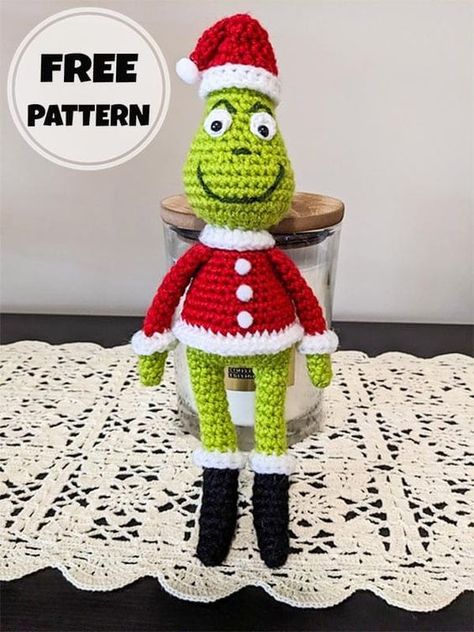 The crochet grinch amigurumi toy pattern, the most beloved imaginary character during Christmas, is with you for free. I know Christmas is not yet approaching but I wanted to make it and share it with you. The Grinch Amigurumi Free Pattern, Crochet Grinch Pattern Free, Grinch Crochet Pattern Free, Grinch Crochet Pattern, Grinch Crochet, Crochet Grinch, Crochet Shorts Pattern, Diy Crochet Doll, Crocheting Ideas