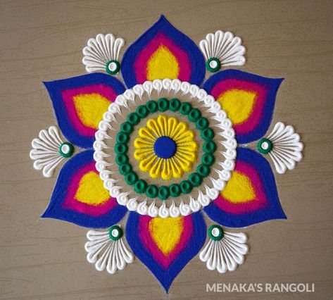 Vibrant Diwali Rangoli Designs That Will Leave You Spellbound Rangoli Simple Design, Color Rangoli, Rangoli Designs Easy, Easy Rangoli Designs Videos, Very Easy Rangoli Designs, Rangoli Designs Photos, Rangoli Designs Simple Diwali, मेहंदी डिजाइन, Rangoli Simple