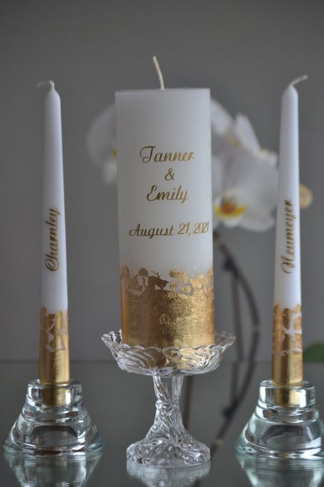 Candle For Wedding Ceremony, Personalized Candles Wedding, Unity Candle Ideas Diy, Unity Table Wedding, Unity Candles Wedding, Wedding Unity Candle Ideas, Candle Ceremony Wedding, Diy Unity Candle Wedding, Wedding Candles Ceremony