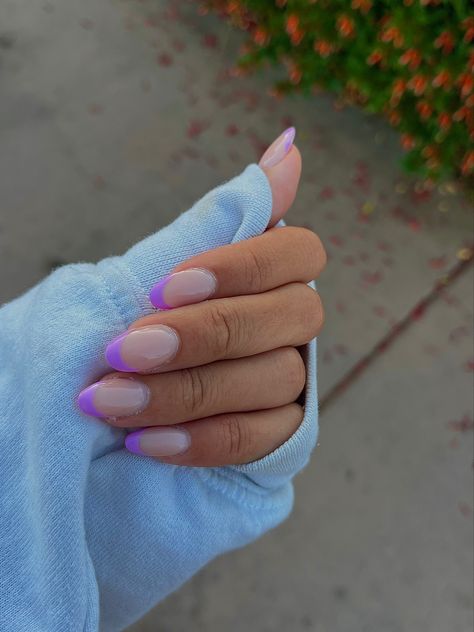 Oval Purple French Tip Nails, Purple French Almond Nails, Lilac Hoco Nails, Nails To Match A Purple Dress, Hoco Nails For Purple Dress, Bright Purple French Tip Nails, Back To School Nail Inspo Acrylic, Light Purple Hoco Nails, Purple Oval Acrylic Nails