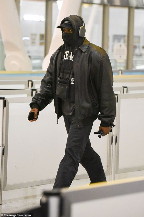 Kanye West Style 2022, Kanye West Outfits 2022, Kanye Fits, Kanye West Balenciaga, Kanye Style, Kanye West Fashion, Kanye Yeezy, Kanye West Outfits, Kanye Fashion