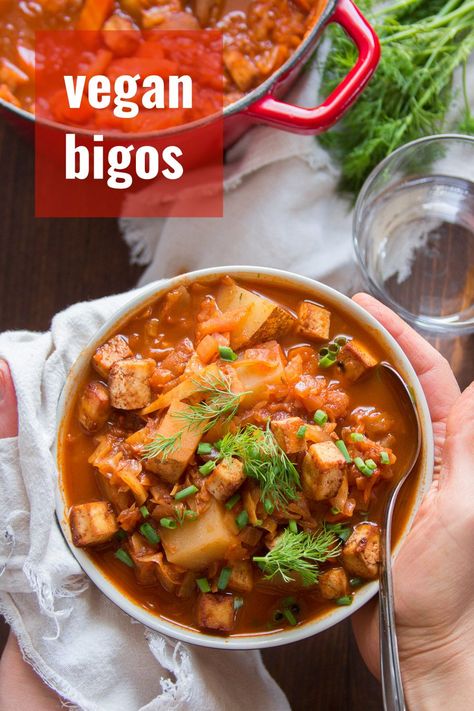 You'll want to make this meatless version of traditional Polish bigos again and again! This cozy vegan hunter's stew is made with a mix of zippy sauerkraut, cabbage, hearty potatoes and smoky baked tofu. A delicious comfort food meal that's actually healthy! #veganfood #veganstew #tofu #bigos Hunters Stew, Authentic Mexican Recipes, Vegan Worcestershire Sauce, Vegan Stew, Irish Stew, Vegan Sausage, Vegan Comfort Food, Vegan Soups, Vegan Soup