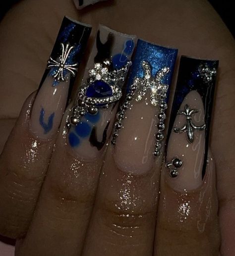 Black Sagittarius Nails, Cybery2k Nails, Birthday Nail Set Ideas Pisces, Gangster Nails Designs, Emo Y2k Nails, Punk Nails, Hard Nails, Goth Nails, Grunge Nails