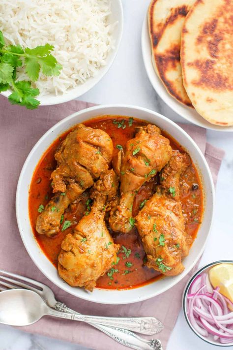 Indian Chicken Masala, Chicken Masala Recipe, Chicken Korma Recipe, Korma Recipe, Whole Spices, Spiced Chicken, Chicken Korma, Indian Street Food Recipes, Stove Top Recipes