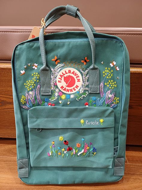 Welcome to my store and choose the perfect hand-embroidered fjallraven kanken backpack   Version & Size + Medium size: 38x27x13cm  + Big size: 42x32x13cm  - Product price includes: hand-embroidered fjallraven kanken backpack and design as shown in the picture - I can make fjallraven kanken backpack hand embroidery patterns according to your ideas - fjallraven kanken backpack will be hand embroidered with thread that won't fade when washed - fjallraven kanken backpack has a small front compartmen Fjallraven Embroidery Diy, Embroidery Backpack Ideas, Kanken Embroidery Ideas, Summer Embroidery Ideas, Whats In My Kanken, Embroider Backpack, Kanken Backpack Embroidery, Ladybug Embroidery Design, Embroidered Kanken