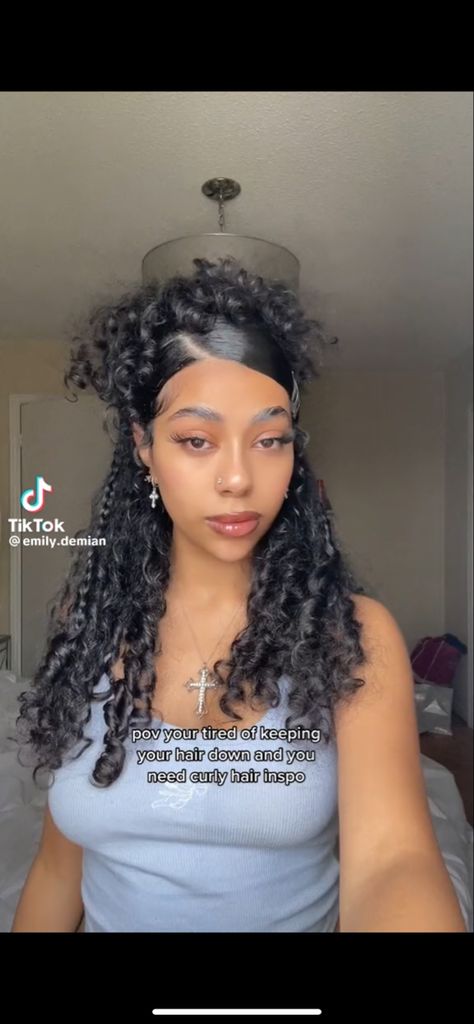 Side Part Half Up Half Down Hair Curly, Half Up Half Down Side Part, Half Up Half Down Hair Curly, Side Part Half Up Half Down Hair, Half Up Half Down Curly Hairstyles, Curly Half Up Half Down Hairstyles, Amira Core, Y2k Hairstyles Curly, Down Curly Hairstyles