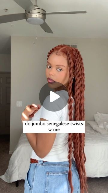 Protective Hairstyles Braids Blonde, 6 Jumbo Knotless Box Braids, Senegalese Twists Curly Ends, How To Style My Twist Braids, Senegalese Twist How To, Large Knotless Twist Braids, Chunky Senegalese Twists, Soft Twist Braids Hairstyles, Marley Twists Jumbo