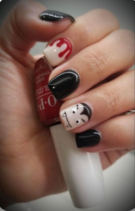 Halloween White Tip Nails, Nail Designs For Short Nails Halloween, Cute Easy Halloween Nails Short, Mail Designs For Short Nails Halloween, Halloween It Nails, Simple October Nails Acrylic, Nails For Halloween Short, Whimsical Halloween Nails, Halloween Nails Kids Easy